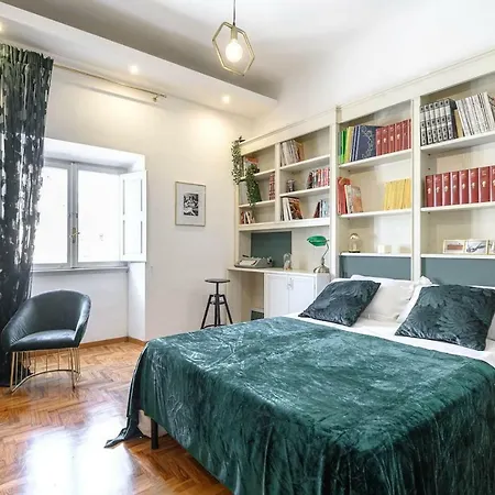 Glam 50 - Exlusive Penthouse In The Heart Of * Rome