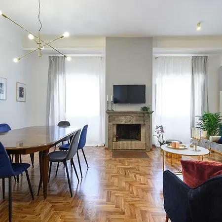 Glam 50 - Exlusive Penthouse In The Heart Of Rome