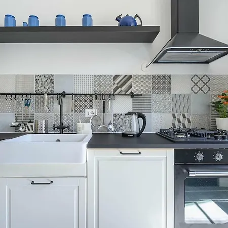 Glam 50 - Exlusive Penthouse In The Heart Of Daire Roma